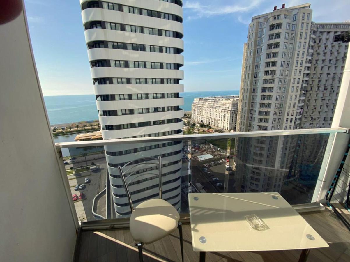 Cozy Studio Apartment-Sea View Batumi Luaran gambar