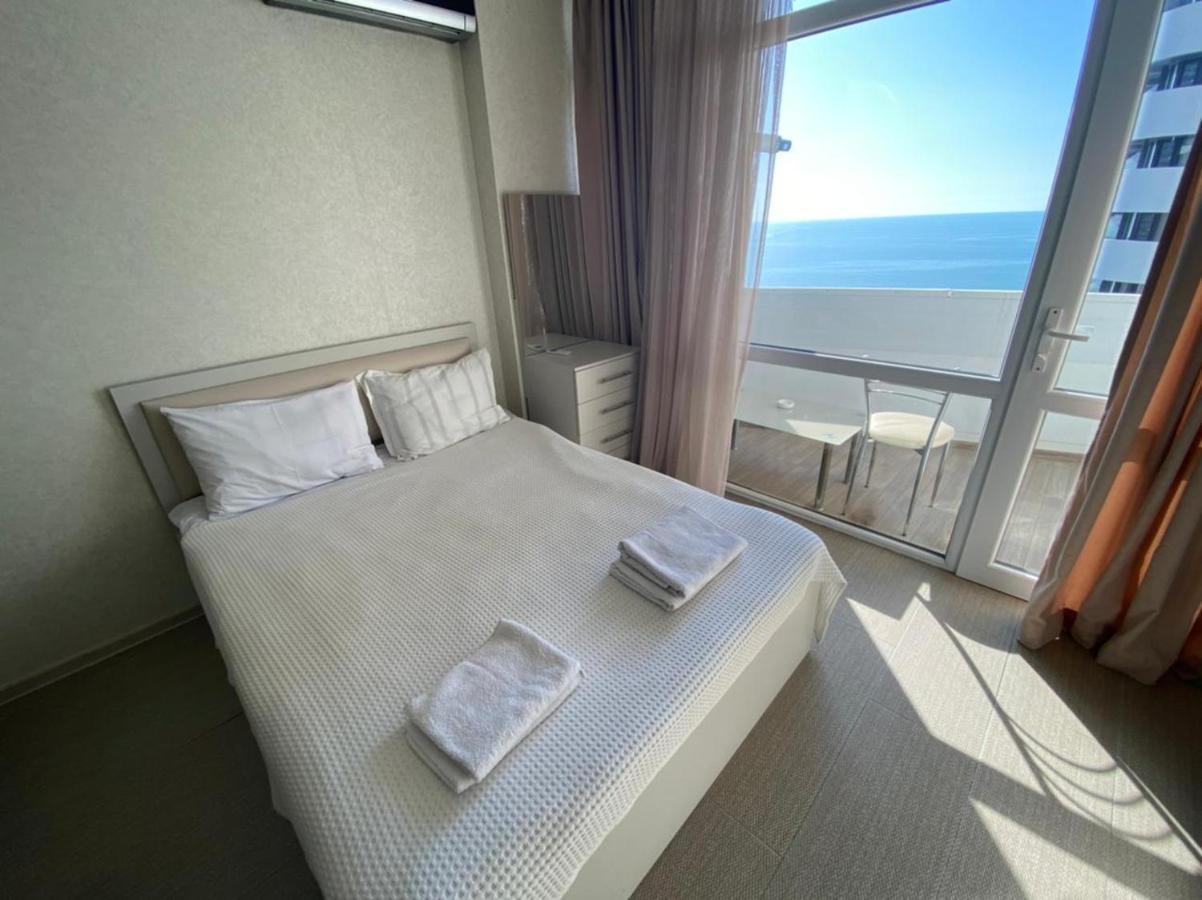 Cozy Studio Apartment-Sea View Batumi Luaran gambar
